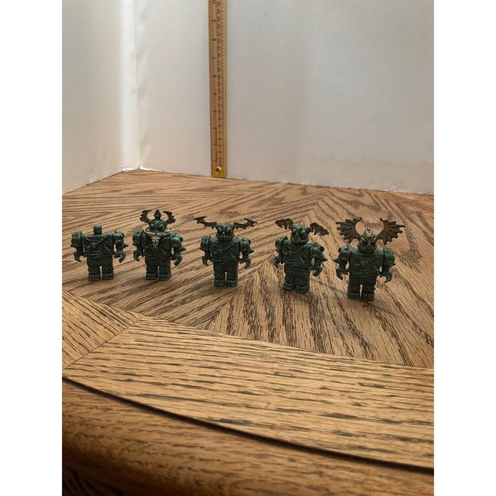 Fantasy Boys Mega Bloks Castle Guard Minifigures Lot 5pc Green